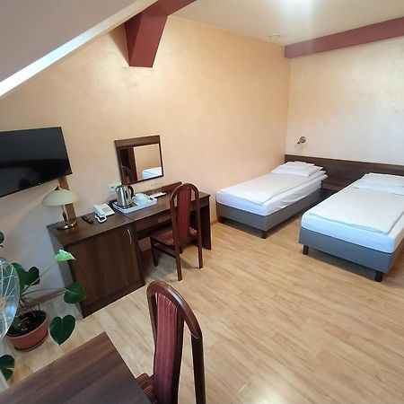 Restauracja Kargul Noclegi Łęczyca Buitenkant foto